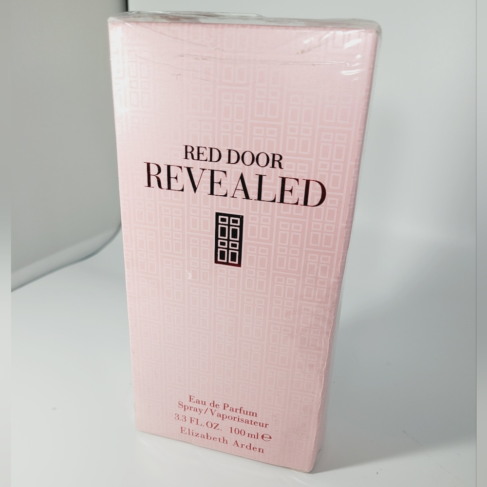 NWT-💗💕-Elizabeth Arden Red Door Reveal Eau de Parfum 3.3 oz Bottle